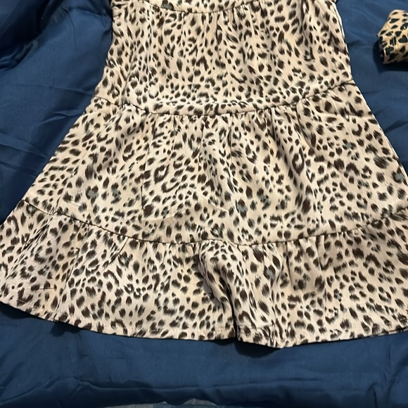 NWOT-  Set of two animal print toddler girl dresses- Mauve and brown - Picture 5 of 6